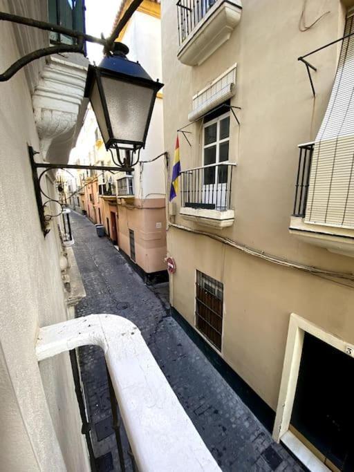 Moderno Duplex En La Tacita De Plata Apartment Cadiz Bagian luar foto